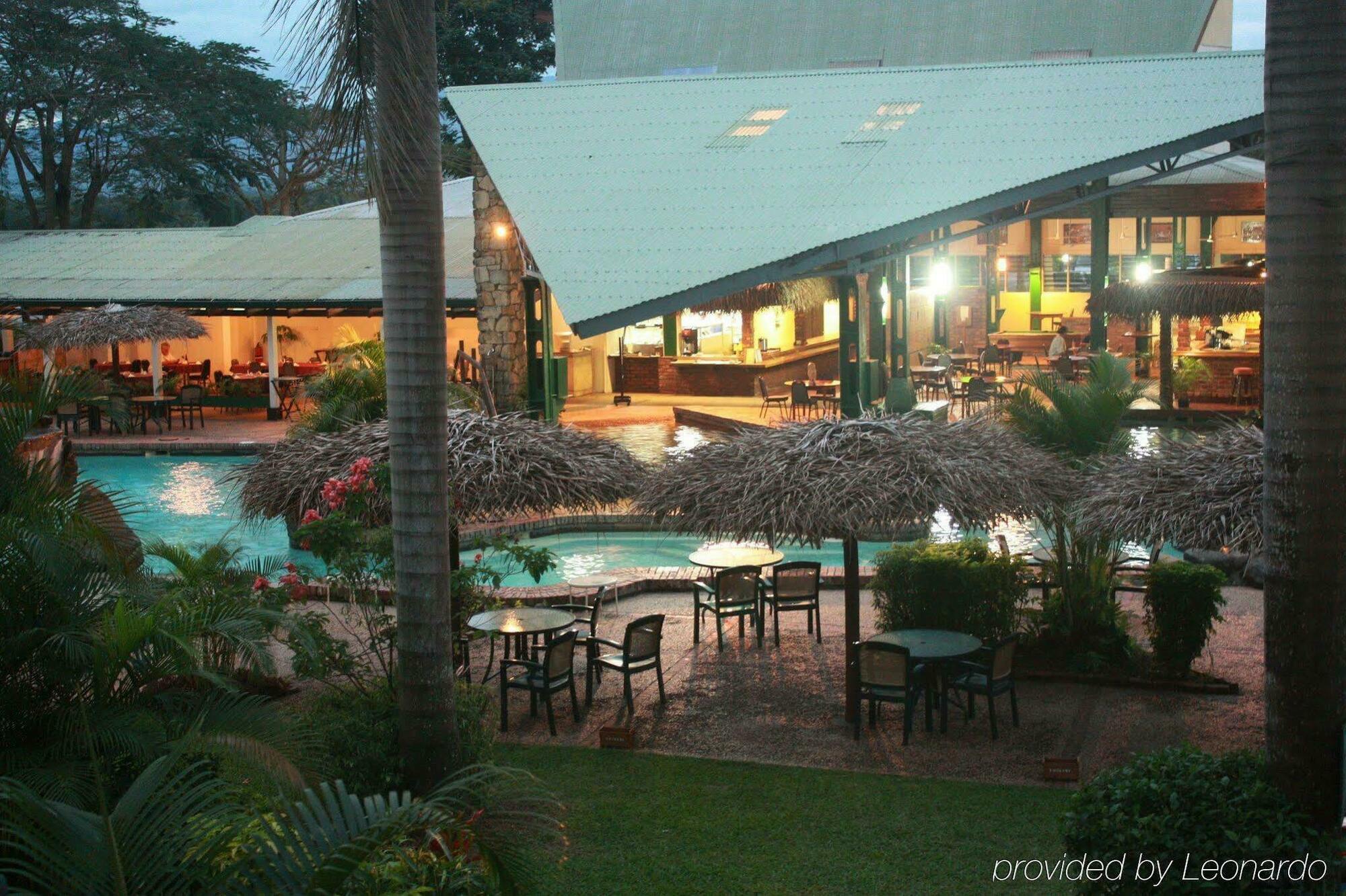 Tokatoka Resort Hotel Nadi Extérieur photo